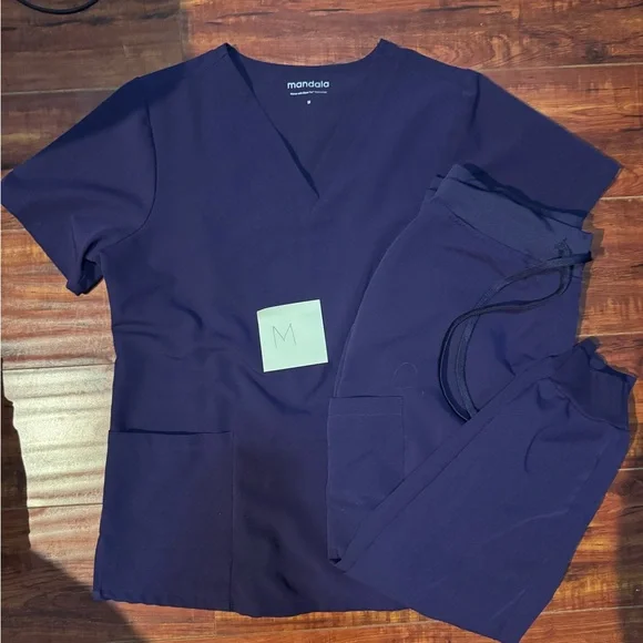 Mandala, Figs, and Fabletics Scrubs Per One Set - Picture 5 of 10